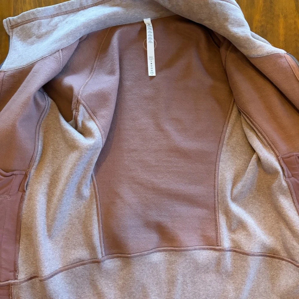Lululemon sweater jacket, size 12,  cream/light blush - Picture 4 of 7